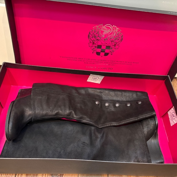 5.5 Black Vince Camuto Leather Wedge Boot with Button Detail - Picture 8 of 8